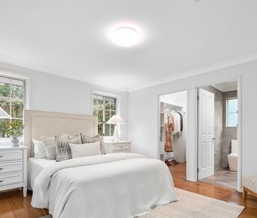 Stylish Family Home - Effortless Single-Level Living in North Rocks - Photo 3