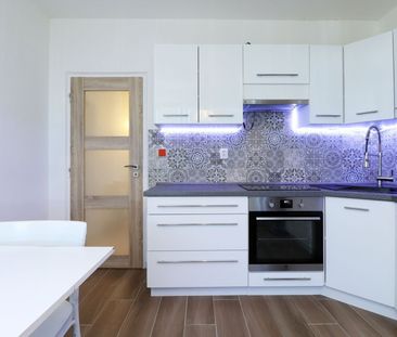Pronájem bytu 2+1 • 77 m²Imrychova, Praha - Kamýk - Photo 1