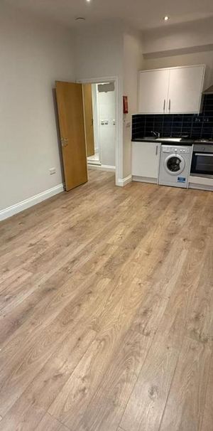 1 bedroom property to rent - Photo 1