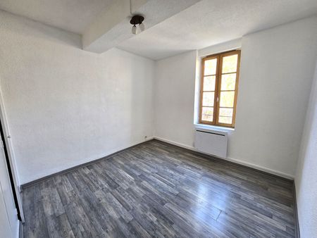Location Appartement 3 pièces 68m² - Photo 2