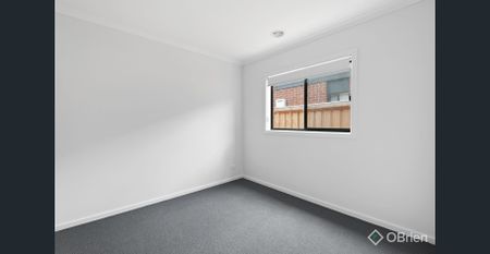 Family Home for Lease – 14 Strathfield Court, Cranbourne East - Photo 3