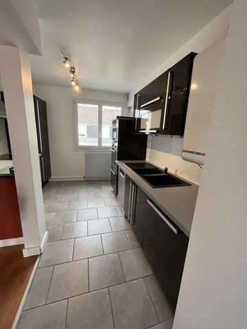 REIMS 2 rue Goiot - Appartement avec séjour de 36 m2 - Photo 3