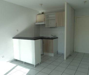 Location Appartement 2 pièces 36m² - Photo 3