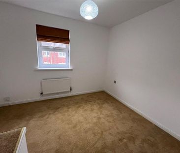 2 bedroom end of terrace house to rent - Photo 6