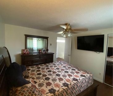 For Lease - 13 Greenarrow Court, Brampton, Ontario - Photo 4