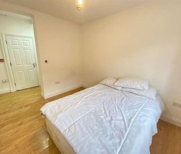 Uxbridge Road, Hanwell, UB1 - Photo 4