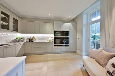 3 bedroom flat to rent - Photo 4