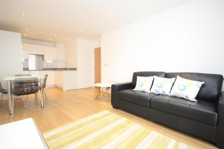 2 bedroom flat to rent - Photo 5