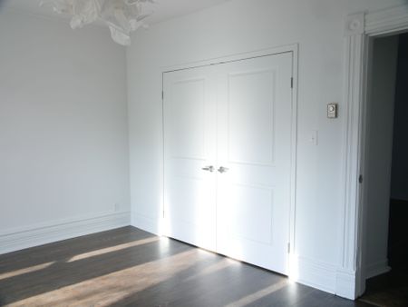 For Lease - 10 Earnbridge Street Unit# Upper, Toronto, Ontario - Photo 3