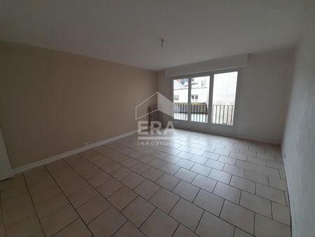 Location Appartement 3 pièces 81m² - Photo 2