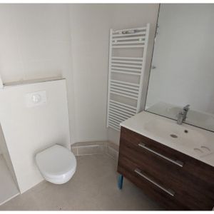 Location Appartement 2 pièces Meublé 39m² BRIGNAIS 69530 - Photo 2