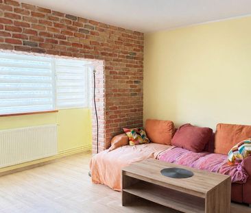 Închiriază Apartament 3 camere Dâmbovița - Photo 4