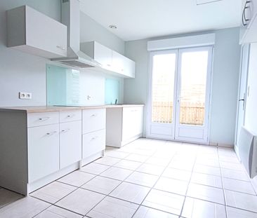 Location Appartement 3 pièces 67m² ROMILLY SUR SEINE 10100 - Photo 1