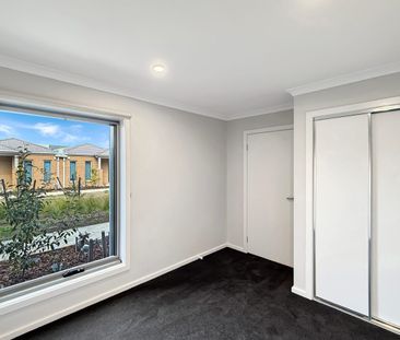 🏡 Brand New 3-Bedroom Townhouse in Wollert - Photo 4