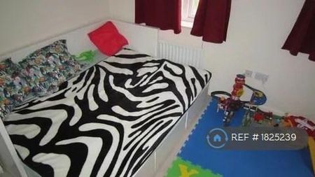 2 bedroom terraced house to rent - Photo 3