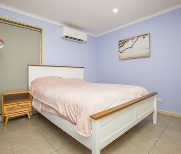 Furnished 1x1 - Courtyard + Carport - Photo 4