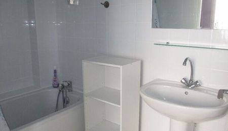 Appartement 1 pièces 22m2 REIMS 425 euros - Photo 2