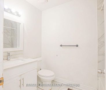 For Lease - 66 Corby Crescent, Brampton, Ontario - Photo 3