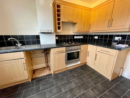 HANKINSON ROAD, CHARMINSTER (83AHA) - Photo 4