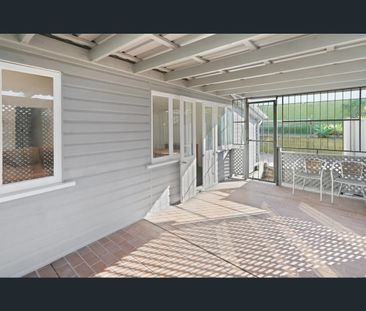 Room 4 - 19 Marmion Parade, Taringa, Qld 4068 - Photo 3