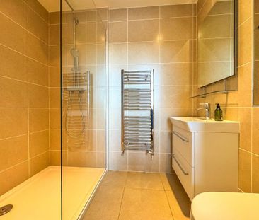 4 bedroom terraced house to rent - Photo 4