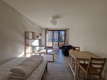 Location Appartement 1 pièce Meublé 24m² THONES 74230 - Photo 2
