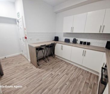 1 bedroom in a house share to rent - Photo 6