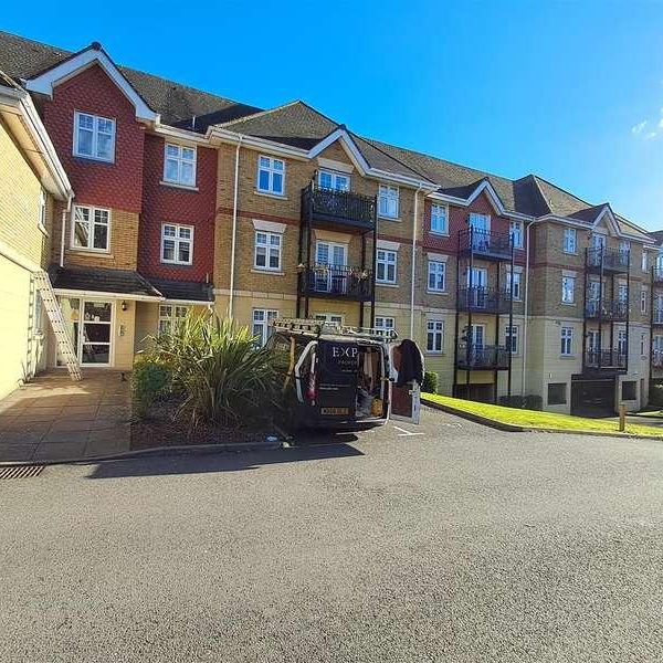 Mayfield Court, London Road, Bushey, WD23 - Photo 1