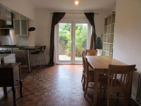 3 bedroom semi-detached house to rent - Photo 2