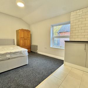 Rosary Road - Photo 2