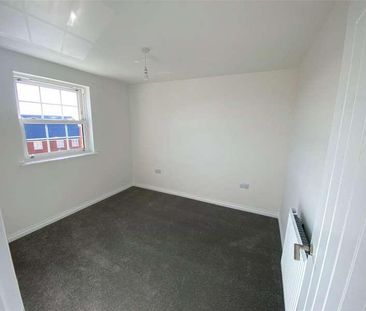 Whittle Way, Brockworth, Gloucester, Gloucestershire, GL3 - Photo 3