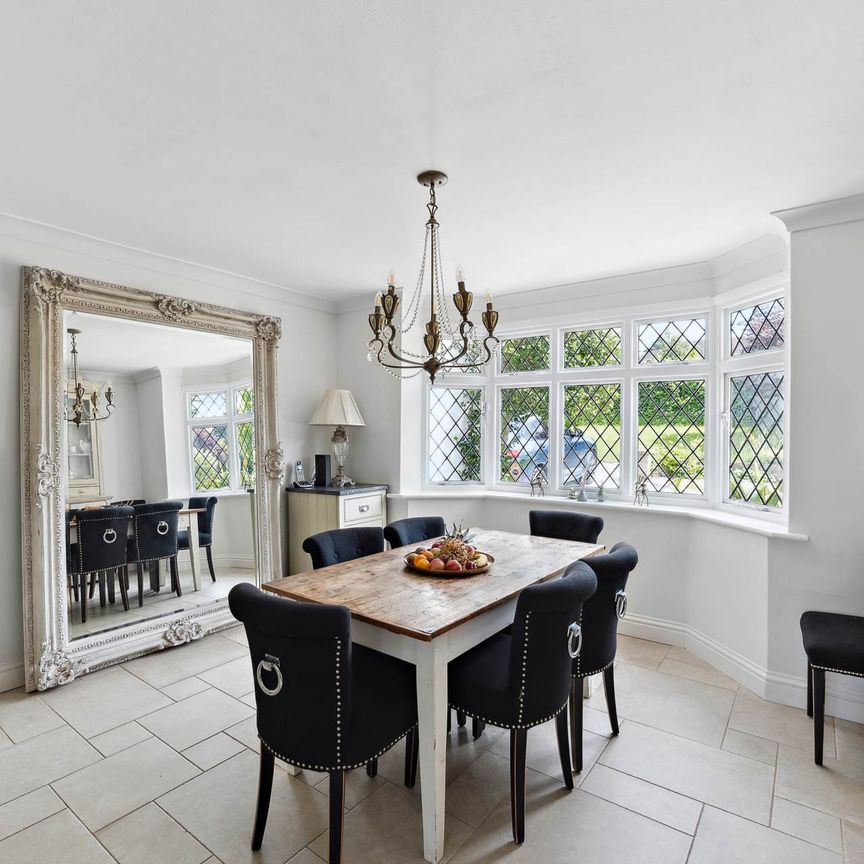 Longdown Lane North, Ewell - Photo 1