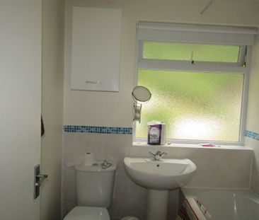 3 bed Semi-Detached - To Let - Photo 1