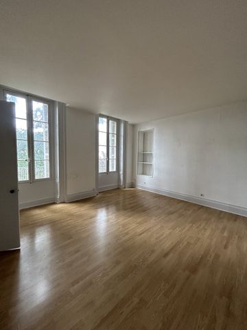 Location Appartement 2 pièces 62m² COGNAC 16100 - Photo 5