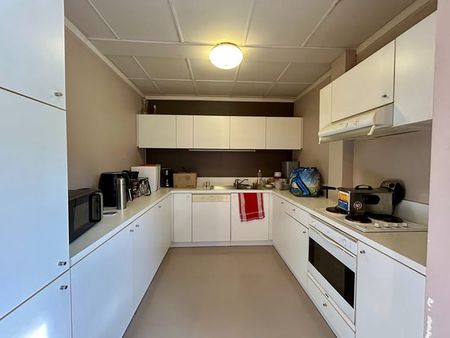 Appartement te huur - Foto 3