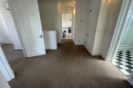 Priestley Road, BOURNEMOUTH - Photo 5