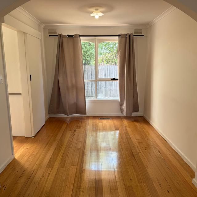 Perfect Location ** Apply for this property now ** - Photo 1