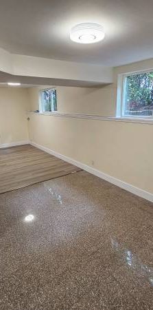 2 bedroom basement - Photo 1