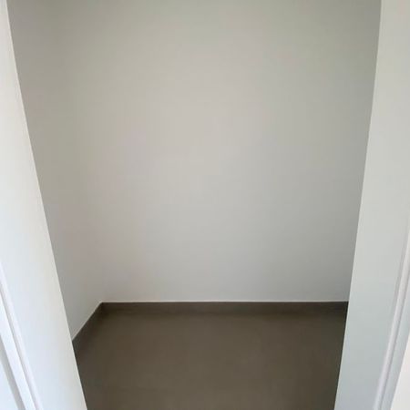 Sonnige 2-Zimmerwohnung mit Loggia - Foto 3