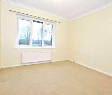 Willow Court/, Skipton Way, Horley, Surrey, RH6 - Photo 5