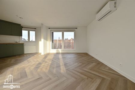 Appartement te huur in Sint-Niklaas - Photo 2