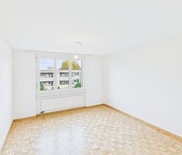 Sonnige 4.5-Zimmer-Wohnung mit Balkon in Arbon - Photo 2