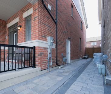 For Lease - 53 Cisco Drive, Whitby, Ontario - Photo 6