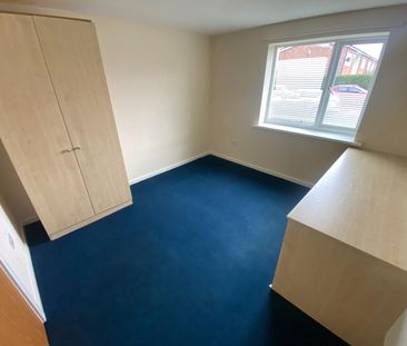 2 bed flat to rent in Kirkley Lodge, Park Avenue, Gosforth, Newcast... - Photo 3