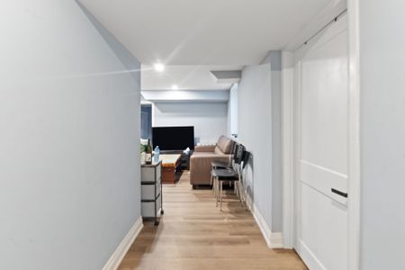 For Lease - 1527 Chiddingstone Circle Unit# (Unit A), Mississauga, Ontario - Photo 2