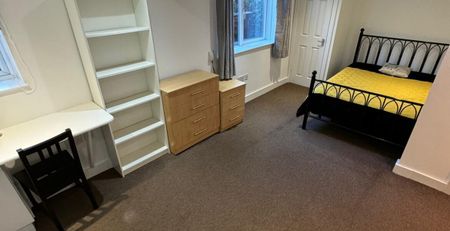 Norman Grove, Kirkstall, LS5 3JH - Photo 4