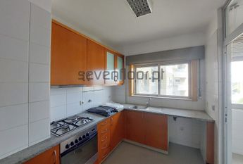 Apartamento T2+1 em Porto