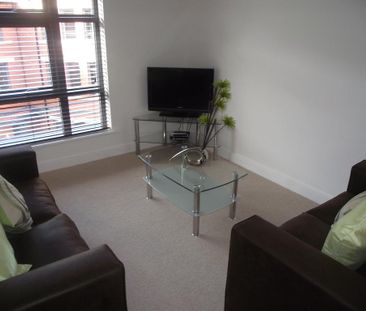 1 bedroom flat to rent - Photo 2