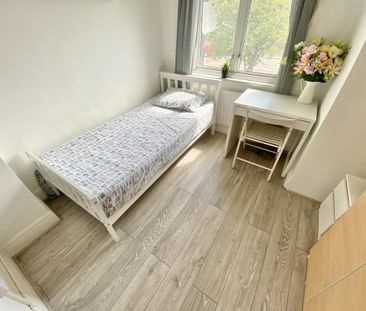 4 bedroom house share to rent - Photo 2