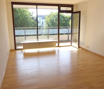 Schicke 2-Zimmer-Wohnung mit Einbauküche und PKW-Stellplatz - Photo 6